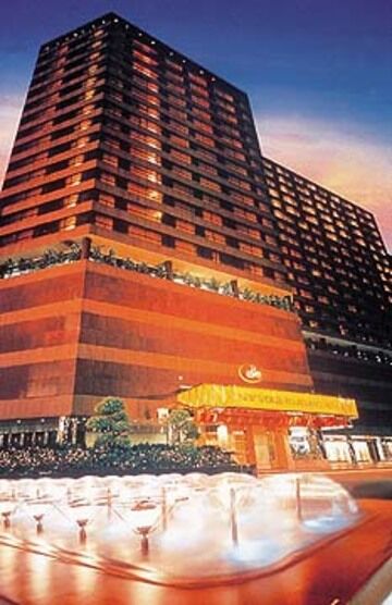 Renaissance Kowloon Hotel Гонконг Экстерьер фото